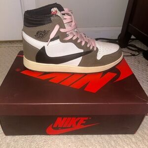 Travis Scott Jordan 1 High top Mocha